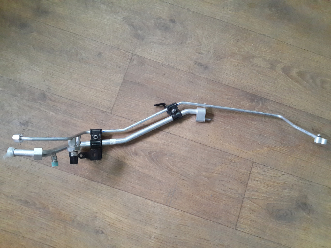 11180-8120100-00 Блок трубопроводов кондиционера в сб. аналог