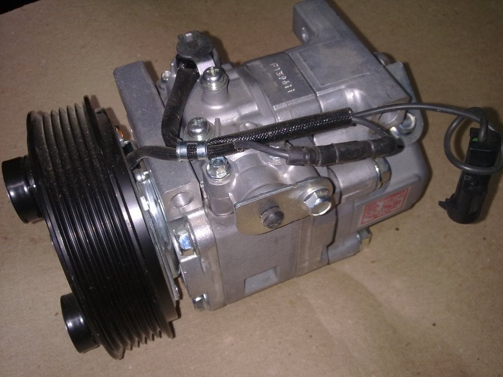 11180-8111012-10 Компрессор кондиционера Panasonic