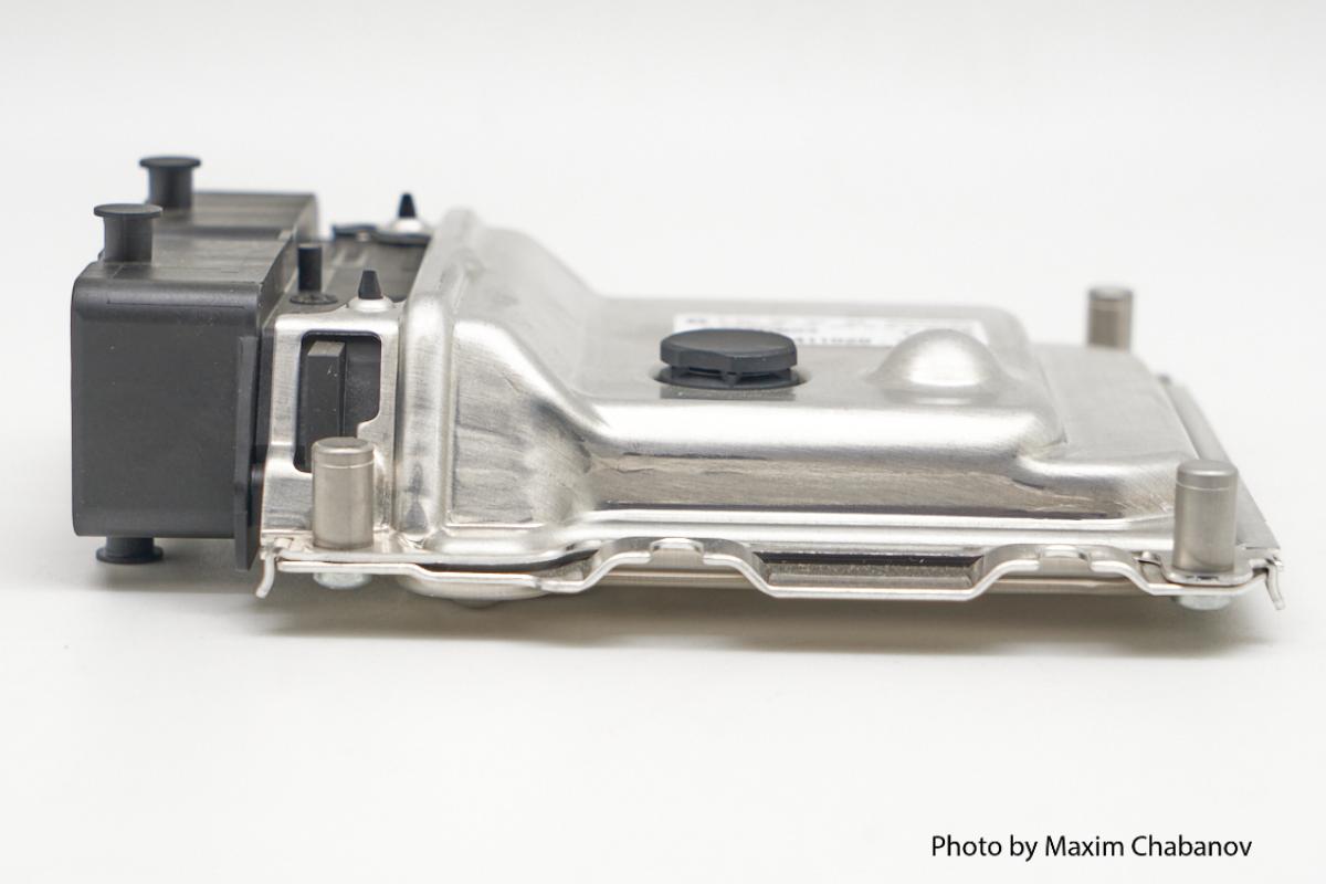 21126-1411020-70 ЭБУ BOSCH -Контроллер Е-газ