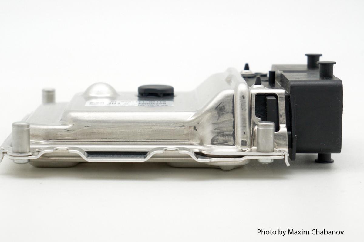 21126-1411020-40 ЭБУ BOSCH -Контроллер