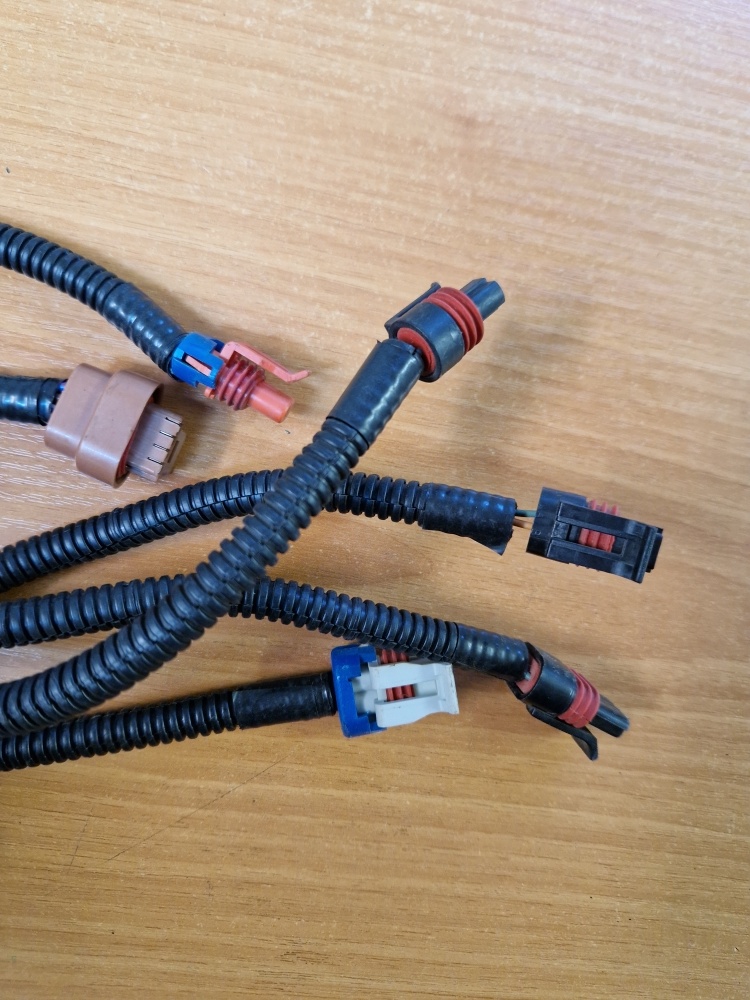 21073-3724026-00 Жгут контроллера