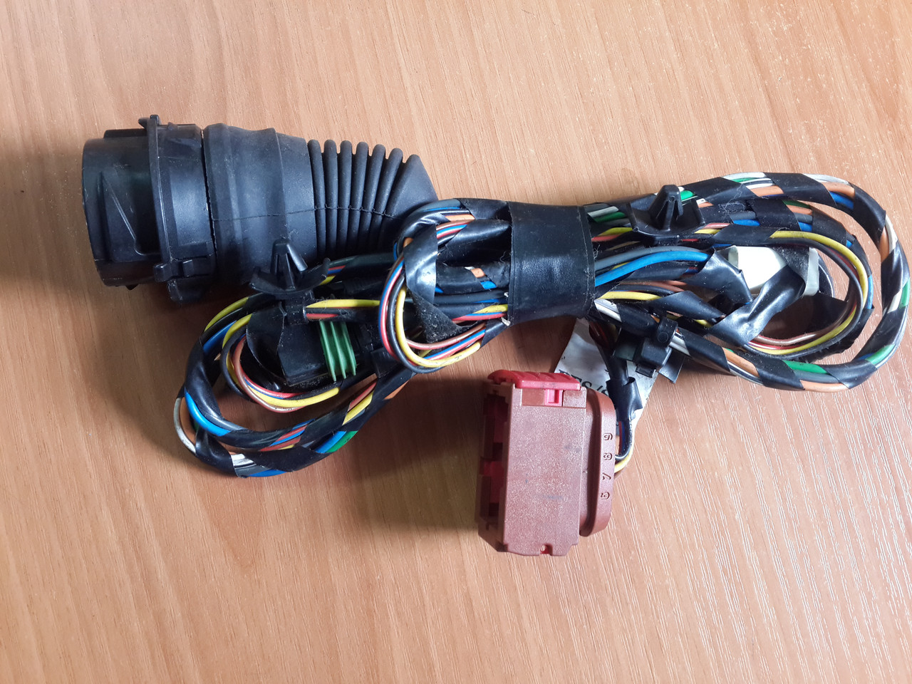 11180-3724551-51 Жгут дверей передней левой