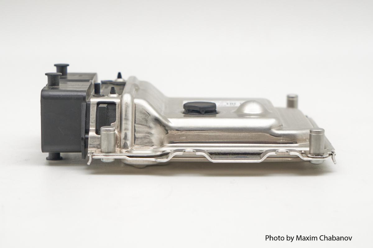 11194-1411020-20 ЭБУ BOSCH  -Контроллер Е-газ