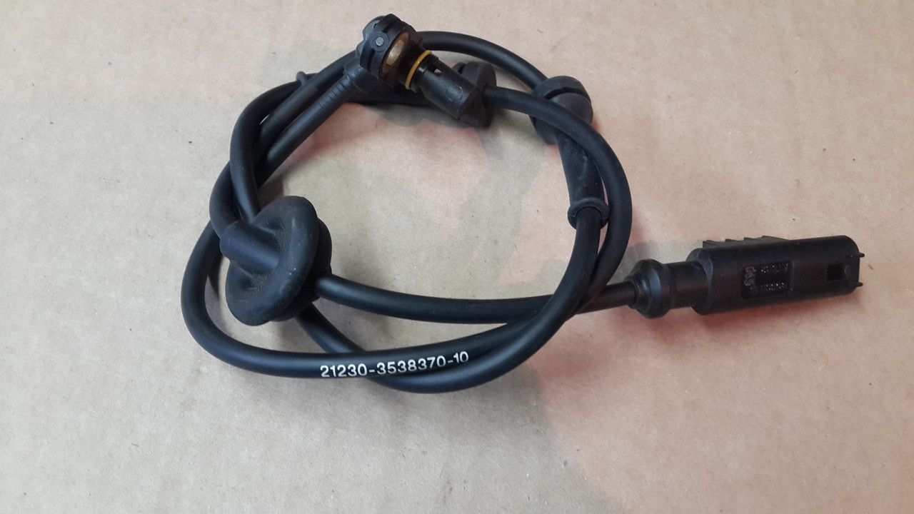 21230-3538370-10 Датчик скорости заднего колеса правй, АБС