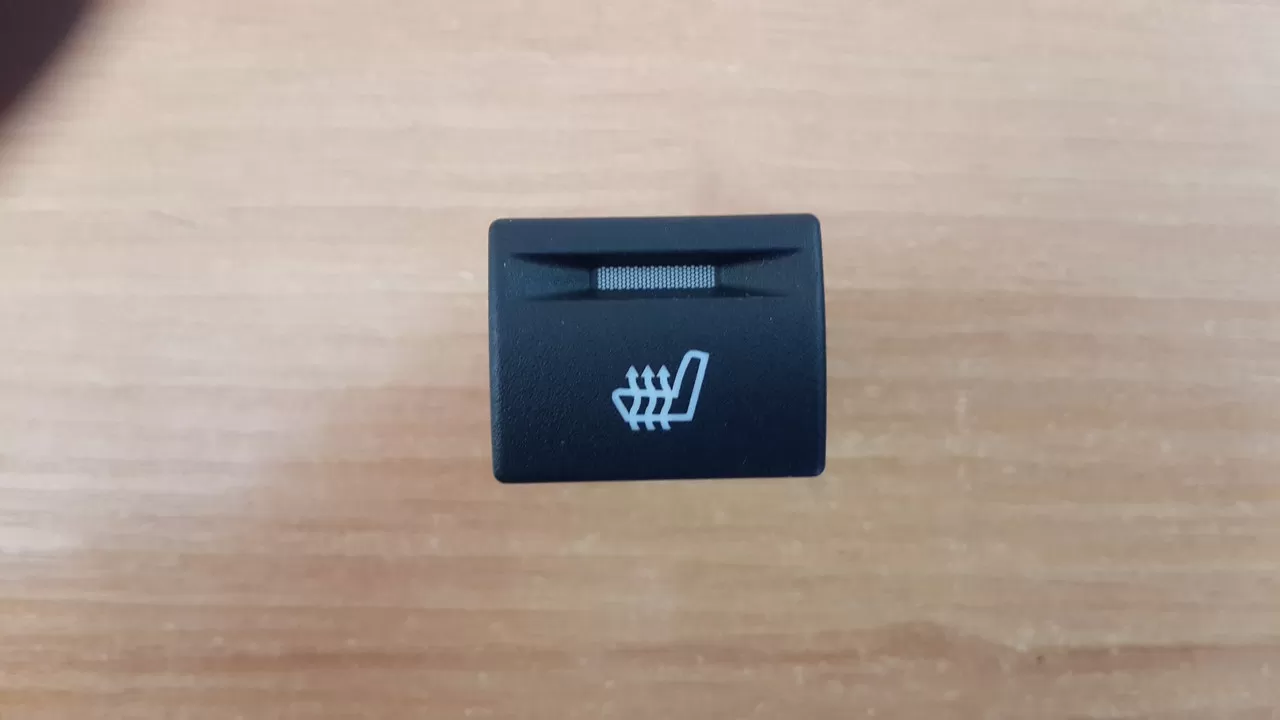 21900-3709710 Кнопка обогрева сидений Обогрев сидений Престиж Авто в ...