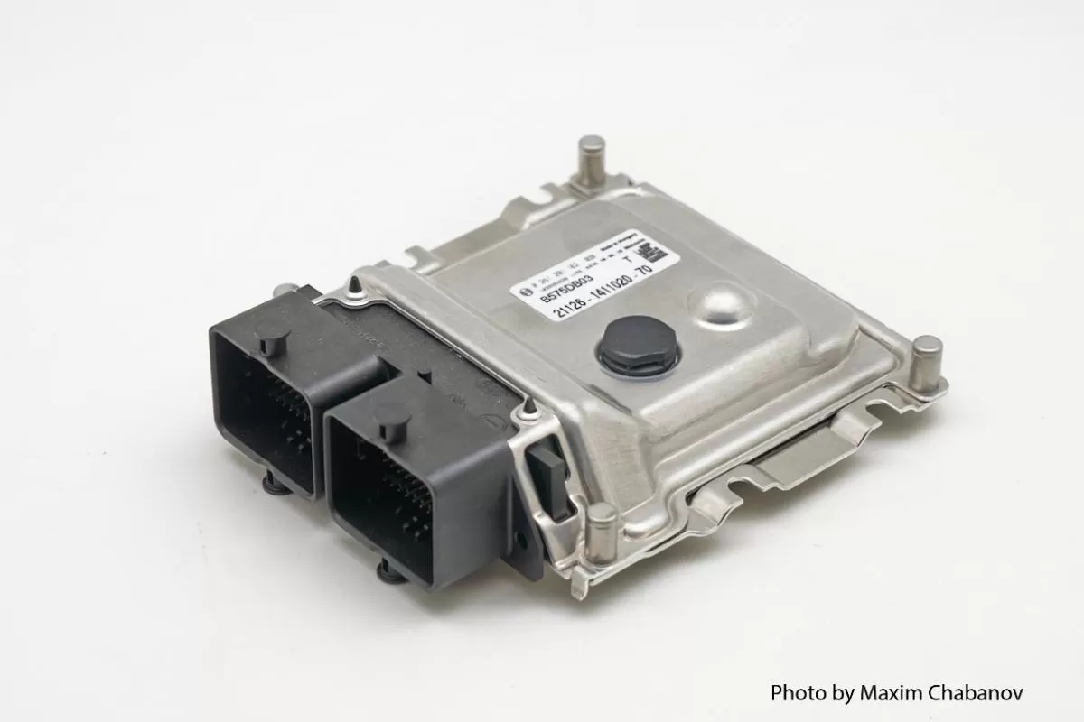 21126-1411020-70 ЭБУ BOSCH -Контроллер Е-газ