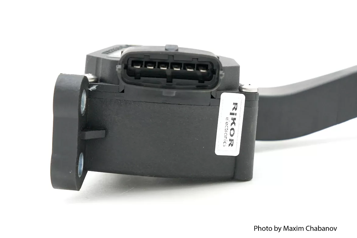 21700-1108500-01 Педаль газа Приора в сборе Е-газ, Россия