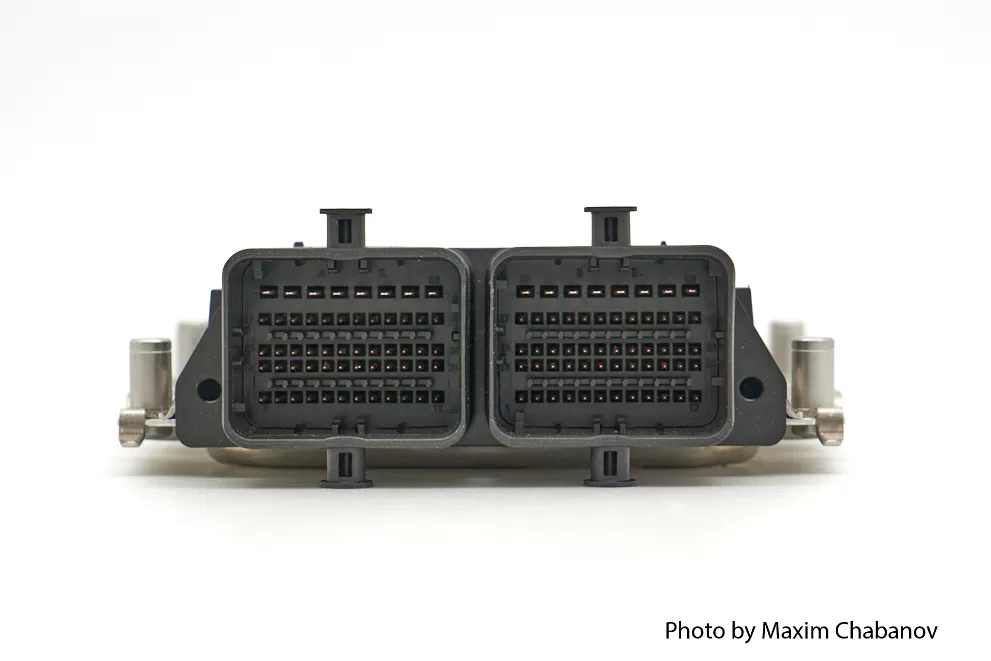 21214-1411020-60 ЭБУ BOSCH -Контроллер н/о Е-газ  (Е-5)